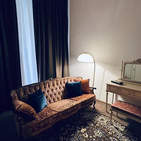 Apartment Csaky Palace 1