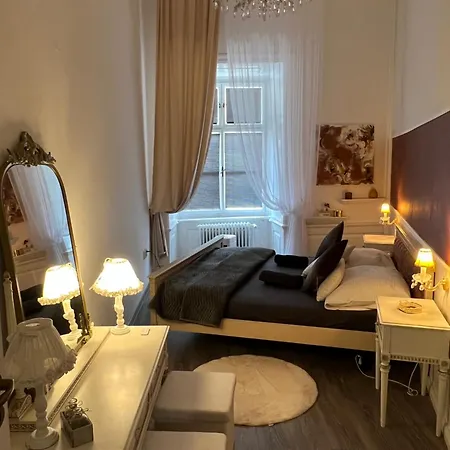 Csaky Palace 1 Апартаменты